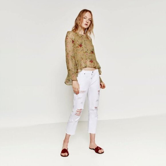 EUC Zara white denim relaxed fit, mid-rise distressed ripped jeans, 2 - Picture 1 of 7